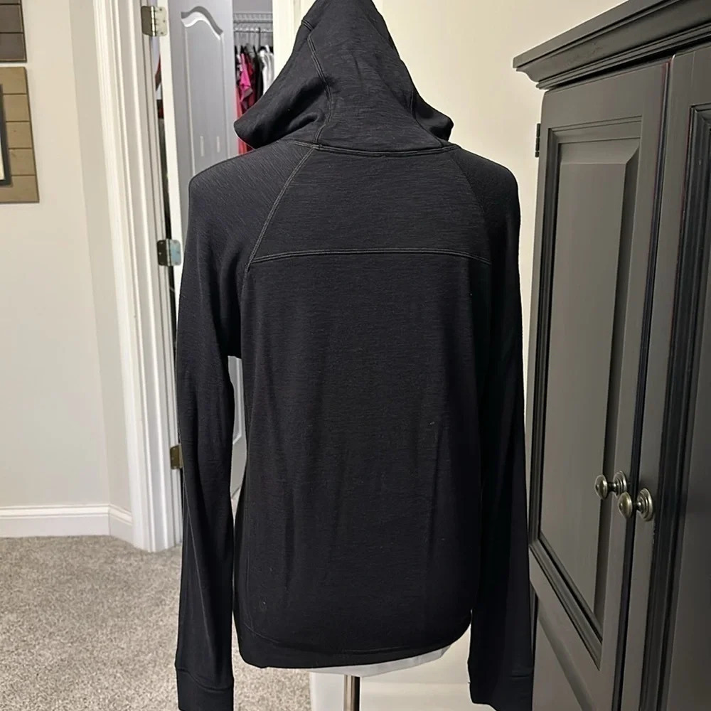 Lululemon Cotton/modal Blend Hoody, Size 8, EUC - Picture 8 of 10